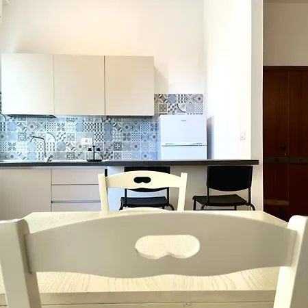 N280 - Numana, Trilocale Con Terrazzo E Garage In Piazza Numana