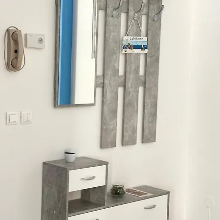 Apartment N280 - Numana, Trilocale Con Terrazzo E Garage In Piazza *
